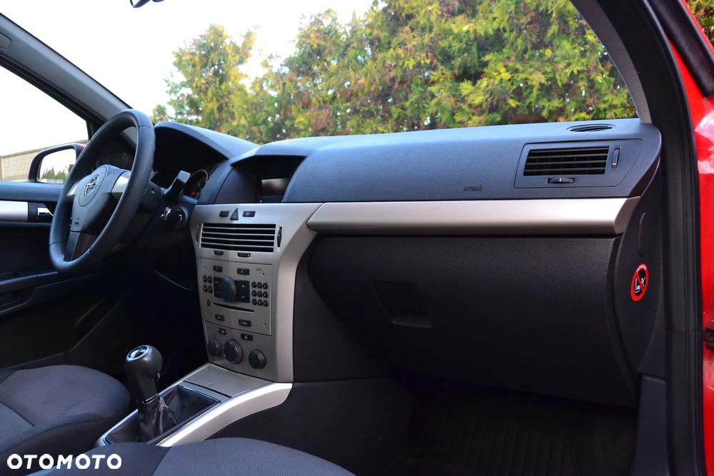 Opel Astra 1.7 CDTI Cosmo - 19