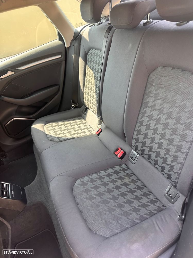 Audi A3 Sportback 2.0 TDI S tronic sport - 7