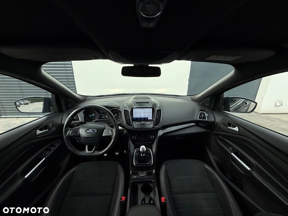 Ford Kuga 1.5 EcoBoost 2x4 ST-Line - 7