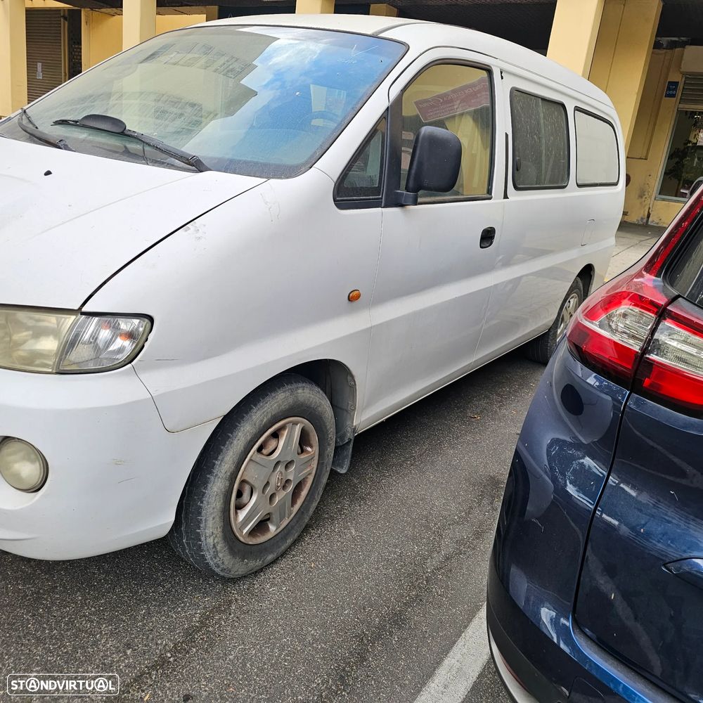 Hyundai H-1 - 4