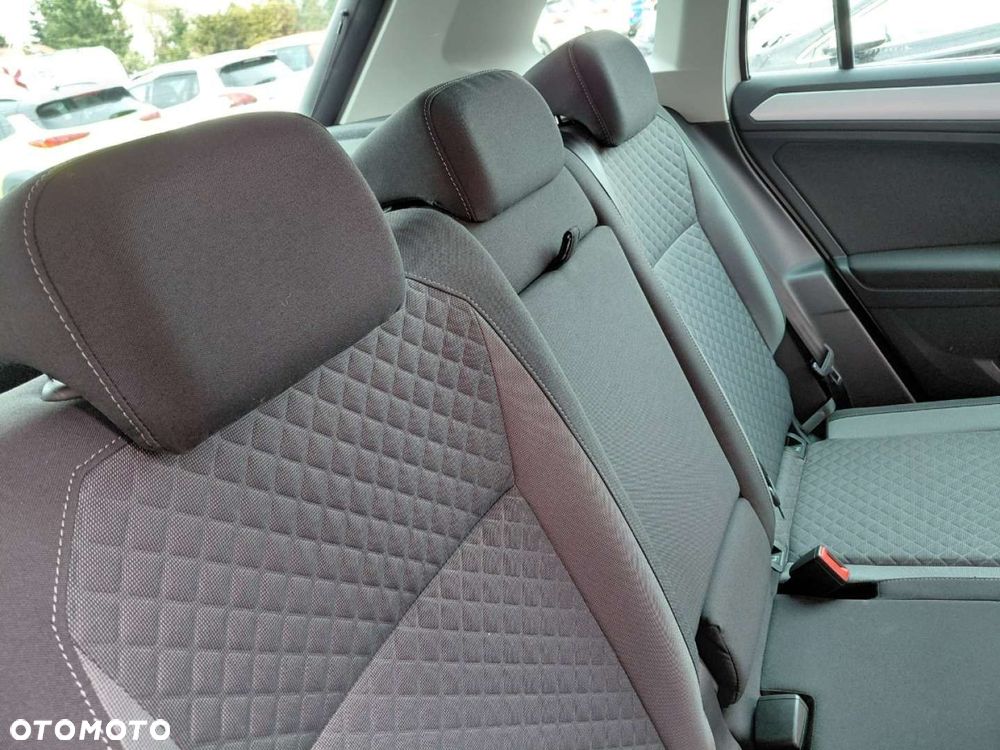 Volkswagen Tiguan - 18