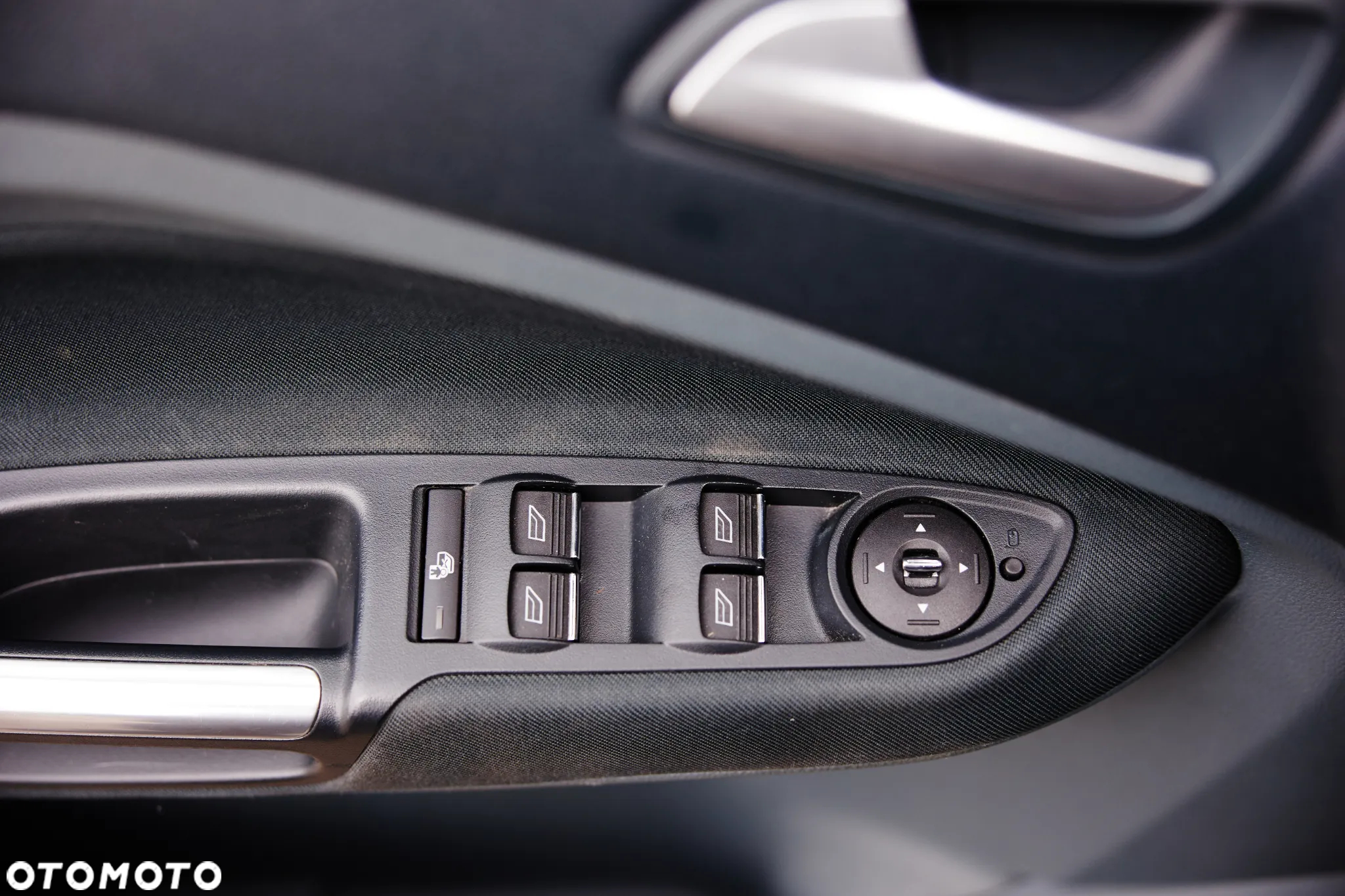 Ford C-MAX 2.0 TDCi Champions Edition - 14