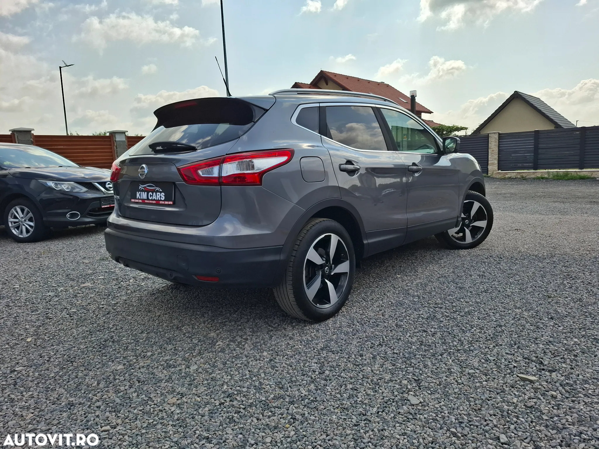 Nissan Qashqai 1.6 DCI Start/Stop N-Connecta - 12