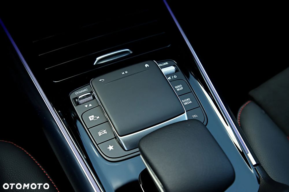 Mercedes-Benz GLA 250 Style - 28