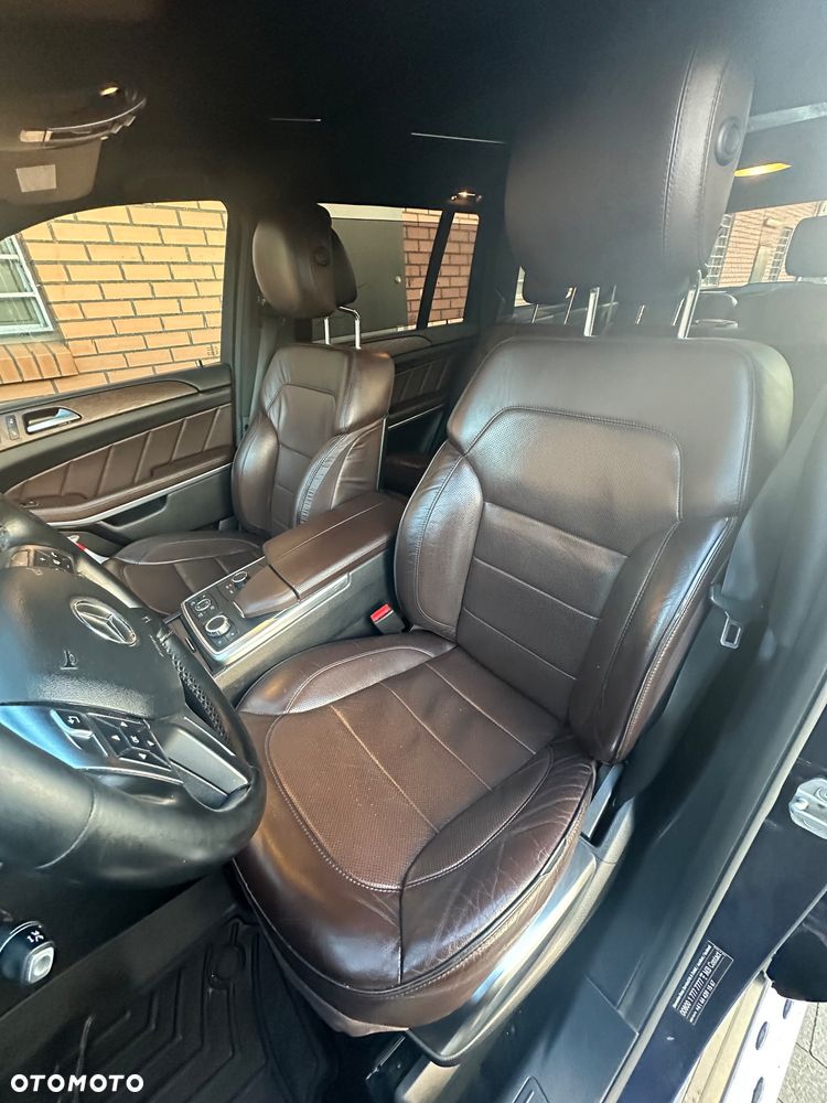 Mercedes-Benz GL 350 BlueTEC 4-Matic - 30