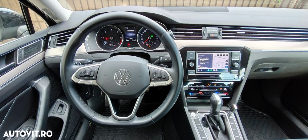 Volkswagen Passat 2.0 TDI DSG Highline - 8