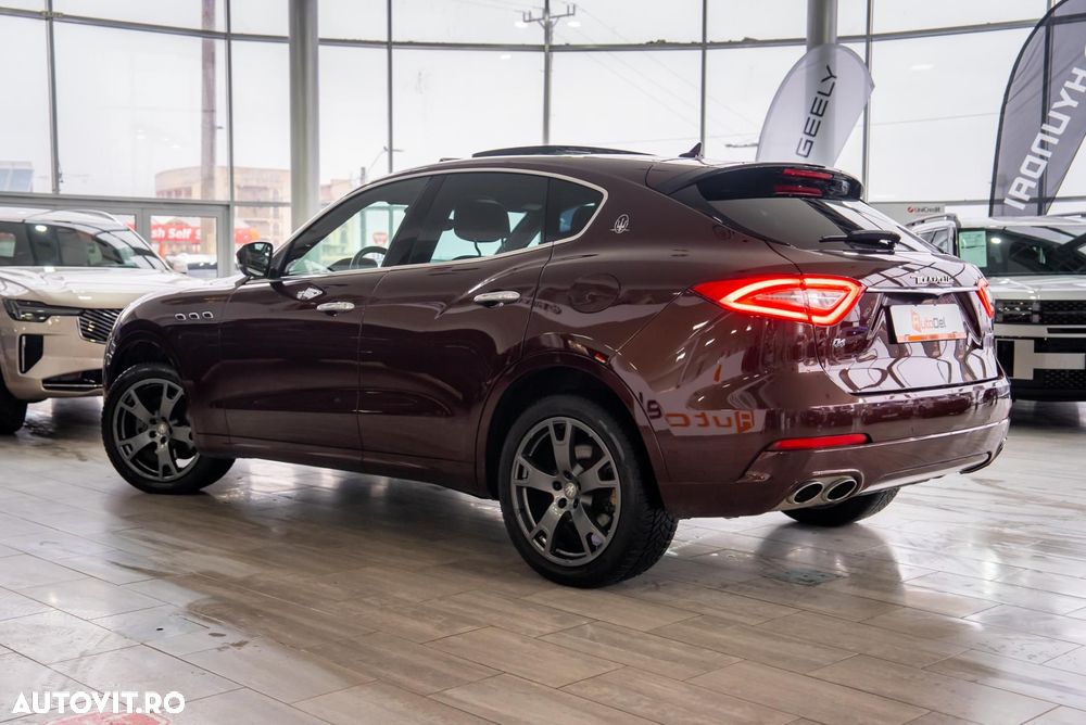 Maserati Levante - 11