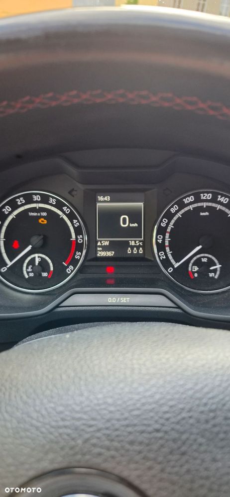 Skoda Octavia 2.0 TDI RS - 9