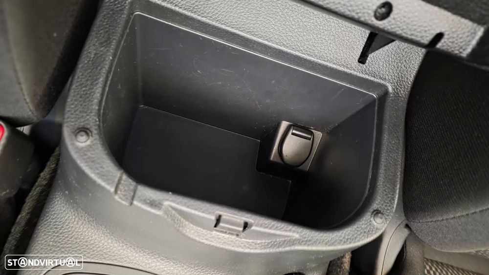 Nissan Navara 2.3 dCi CD 4WD Visia B.Dif. - 43