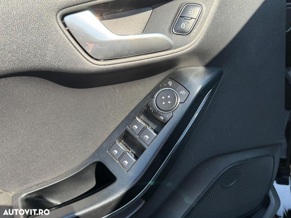 Ford Fiesta 1.0 EcoBoost S&S Aut. TITANIUM - 20