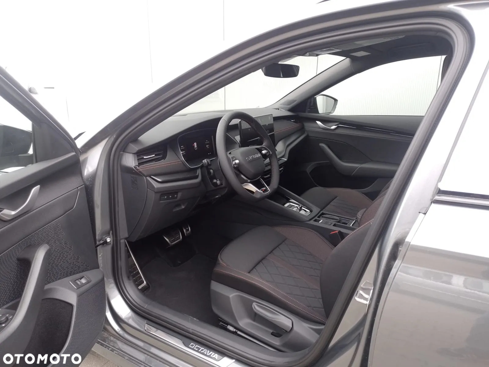 Skoda Octavia 2.0 TSI RS DSG - 5