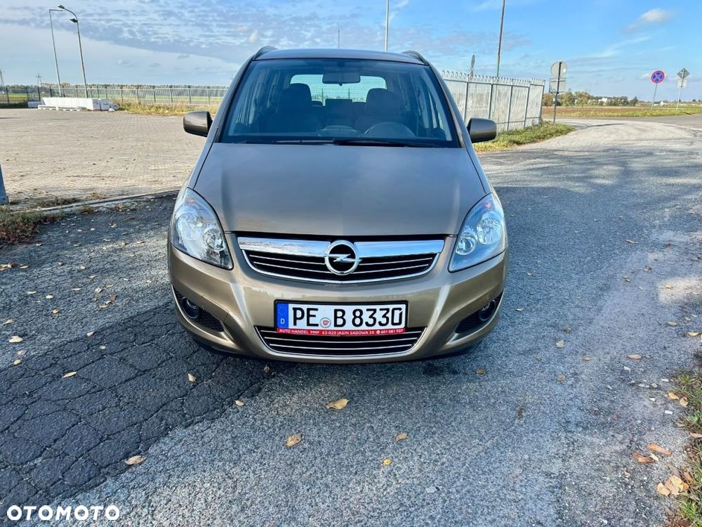 Opel Zafira - 29