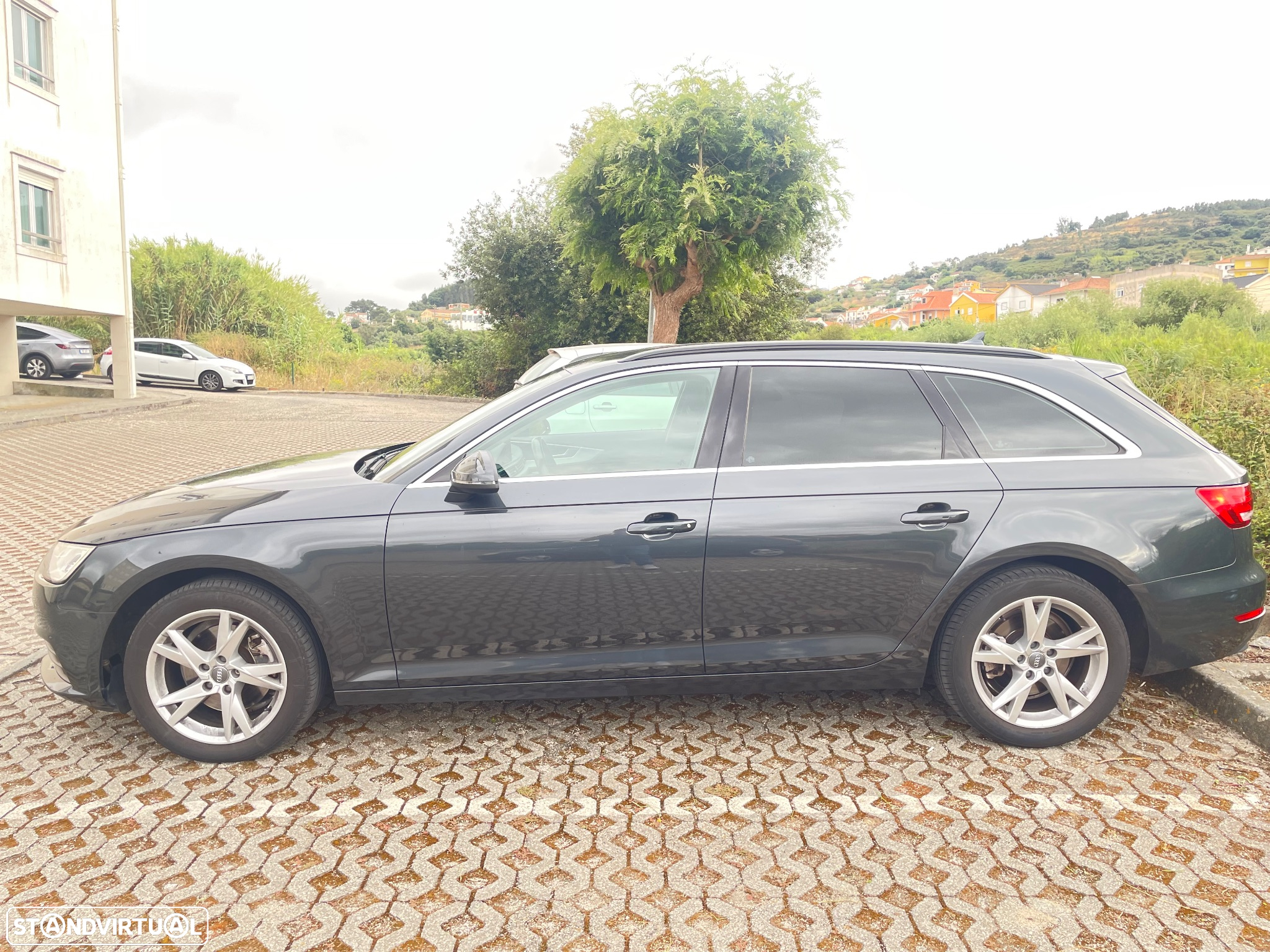 Audi A4 Avant 2.0 TDI Advance - 6
