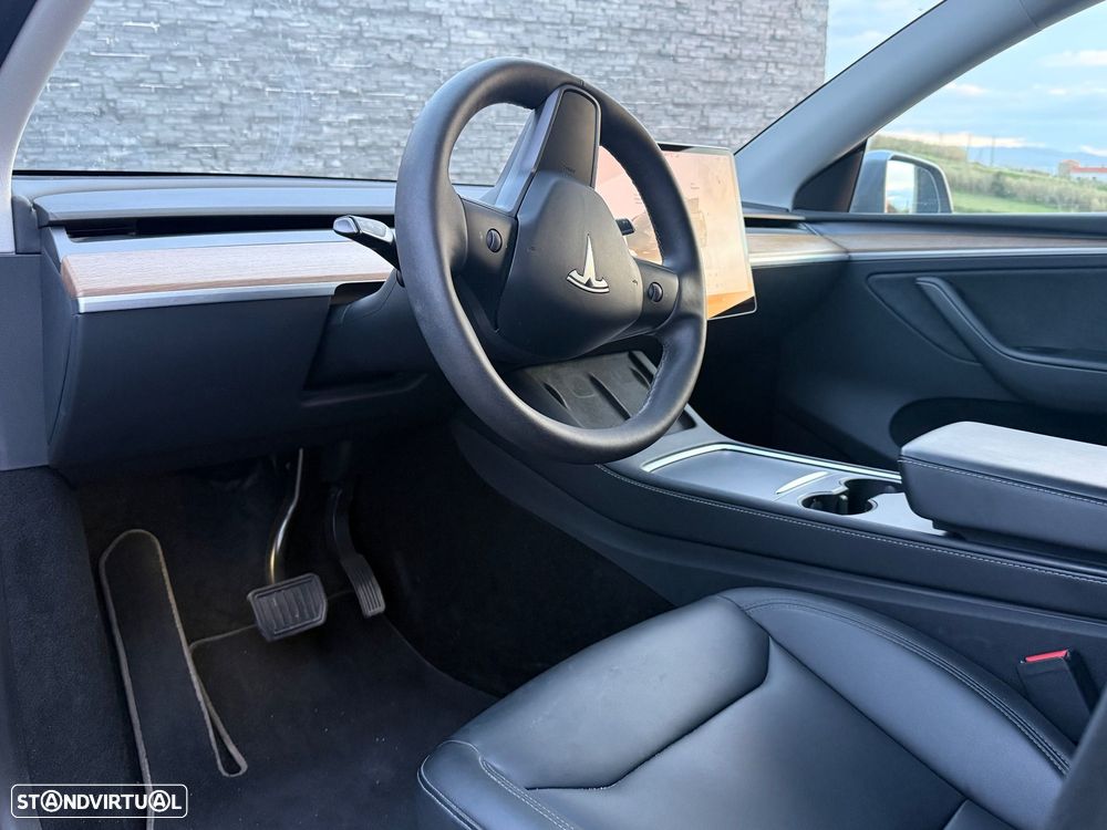 Tesla Model Y Tração Traseira - 11