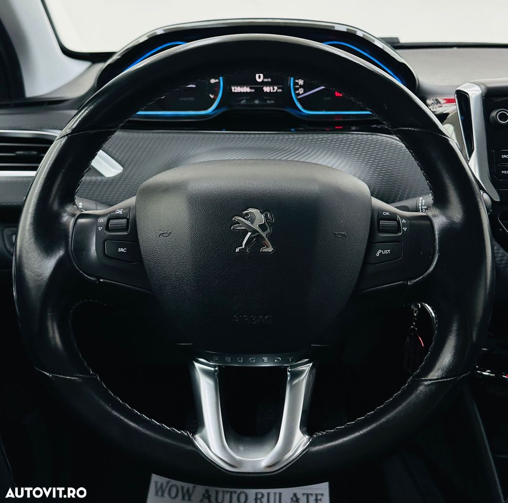 Peugeot 2008 1.2 L PureTech Active - 35