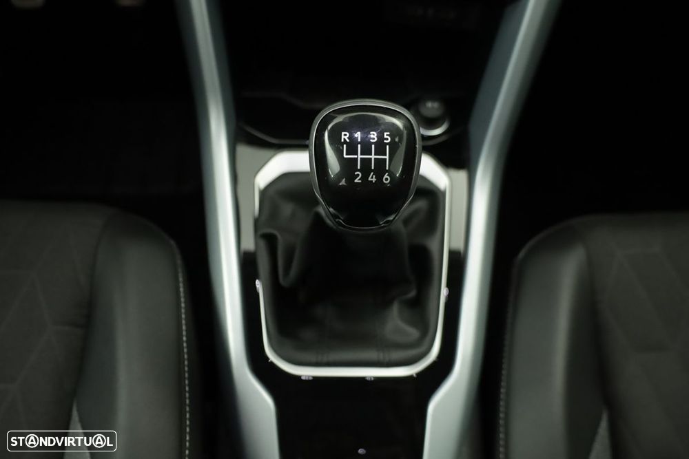 VW T-Roc 1.0 TSI - 13