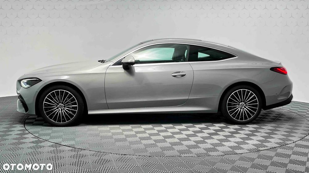 Mercedes-Benz CLE 200 mHEV 4-Matic AMG Line - 7