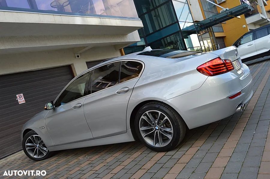 BMW Seria 5 520d xDrive Aut. Luxury Line - 26