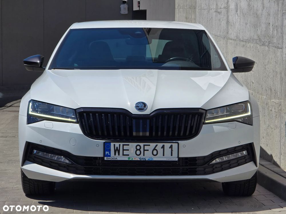 Skoda Superb 2.0 TDI SCR Sportline DSG - 16