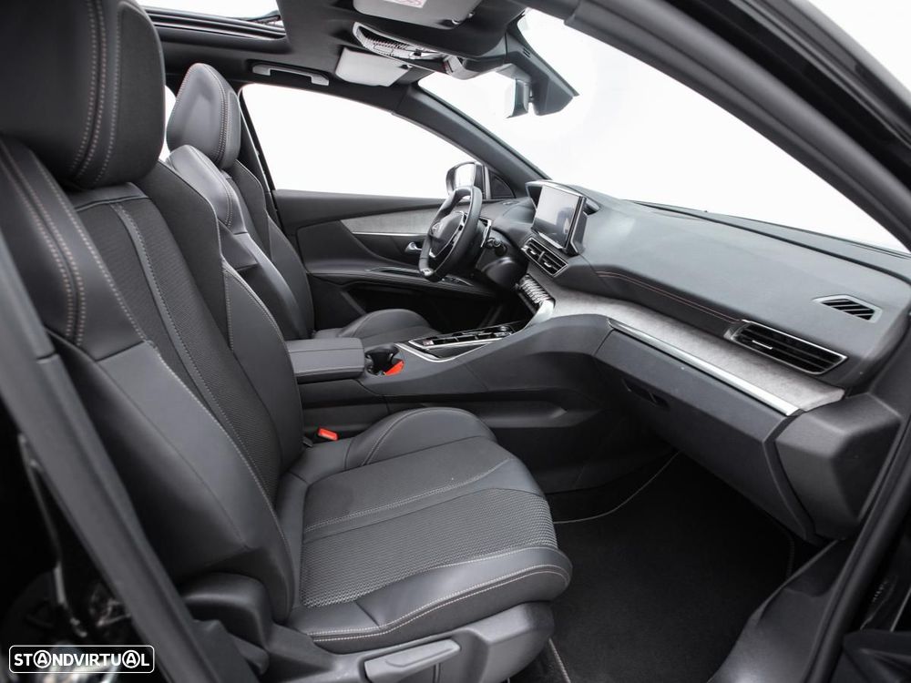 Peugeot 5008 Hybrid 136 e-DSC GT - 11