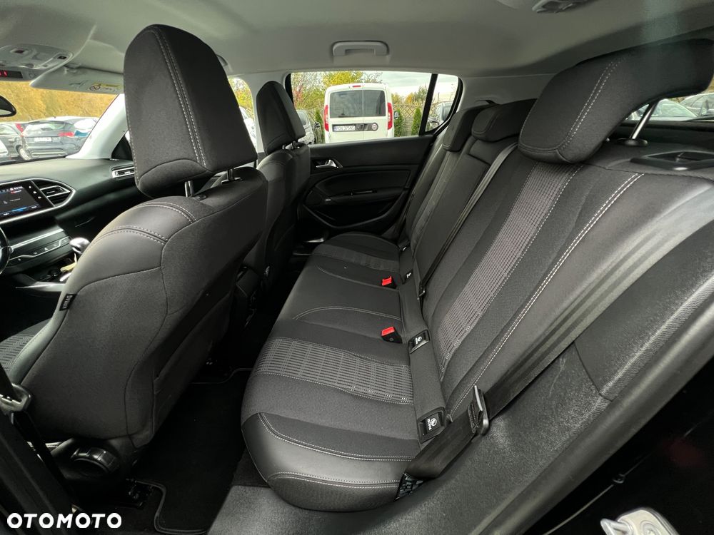 Peugeot 308 110 e-THP Stop & Start Allure - 30