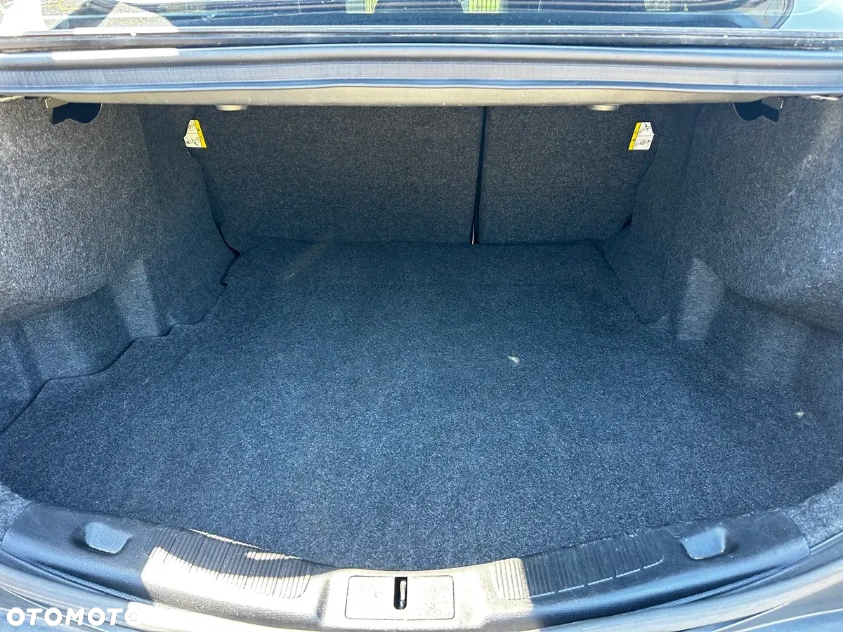 Ford Fusion 2.0 EcoBoost Titanium - 27