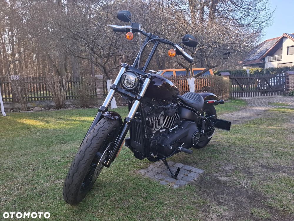 Harley-Davidson Softail Street Bob - 3