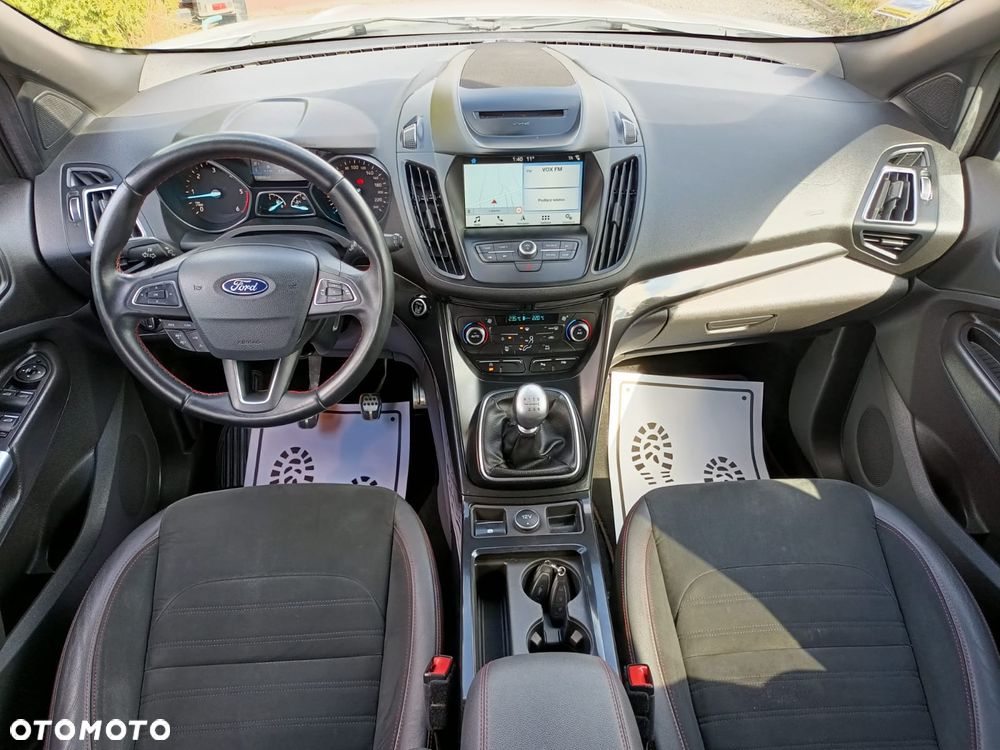 Ford Kuga 2.0 TDCi 4x2 ST-Line - 20