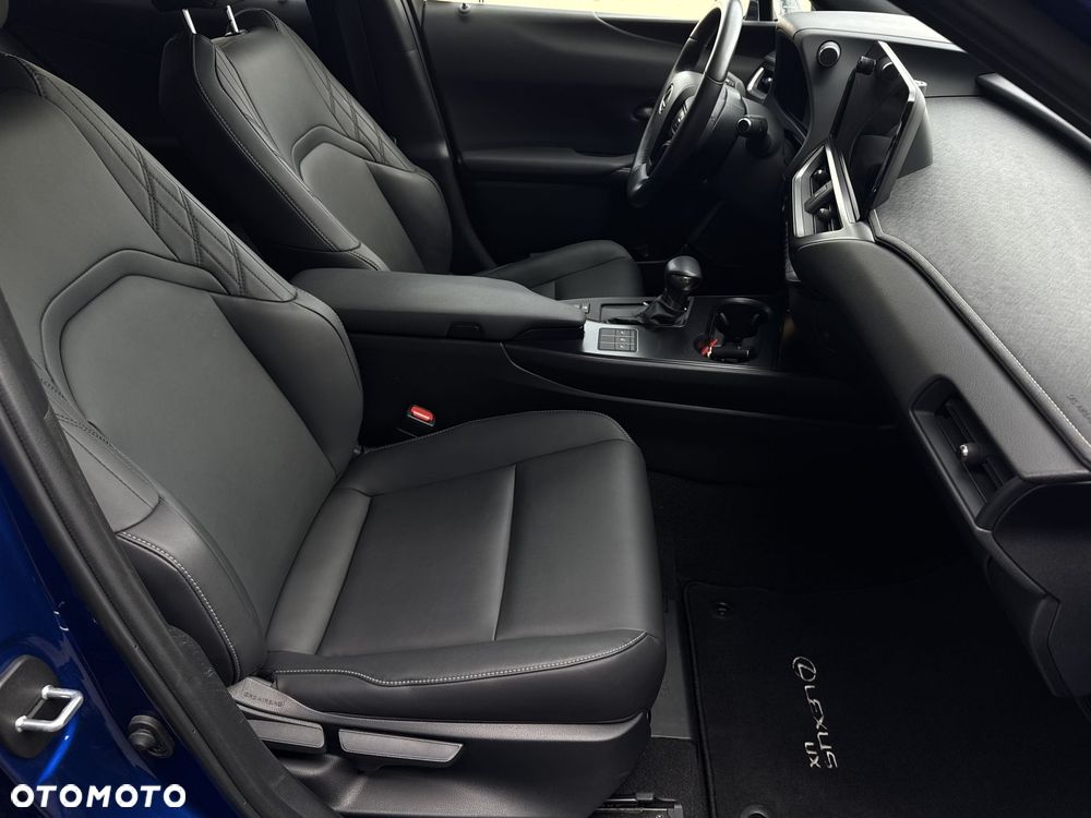 Lexus UX 250h GPF F Sport Design 2WD - 11