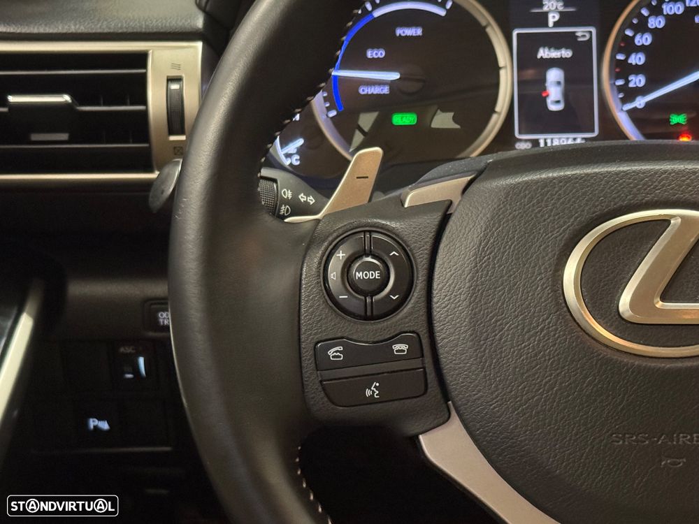 Lexus IS 300H Pack Executive+ - 16