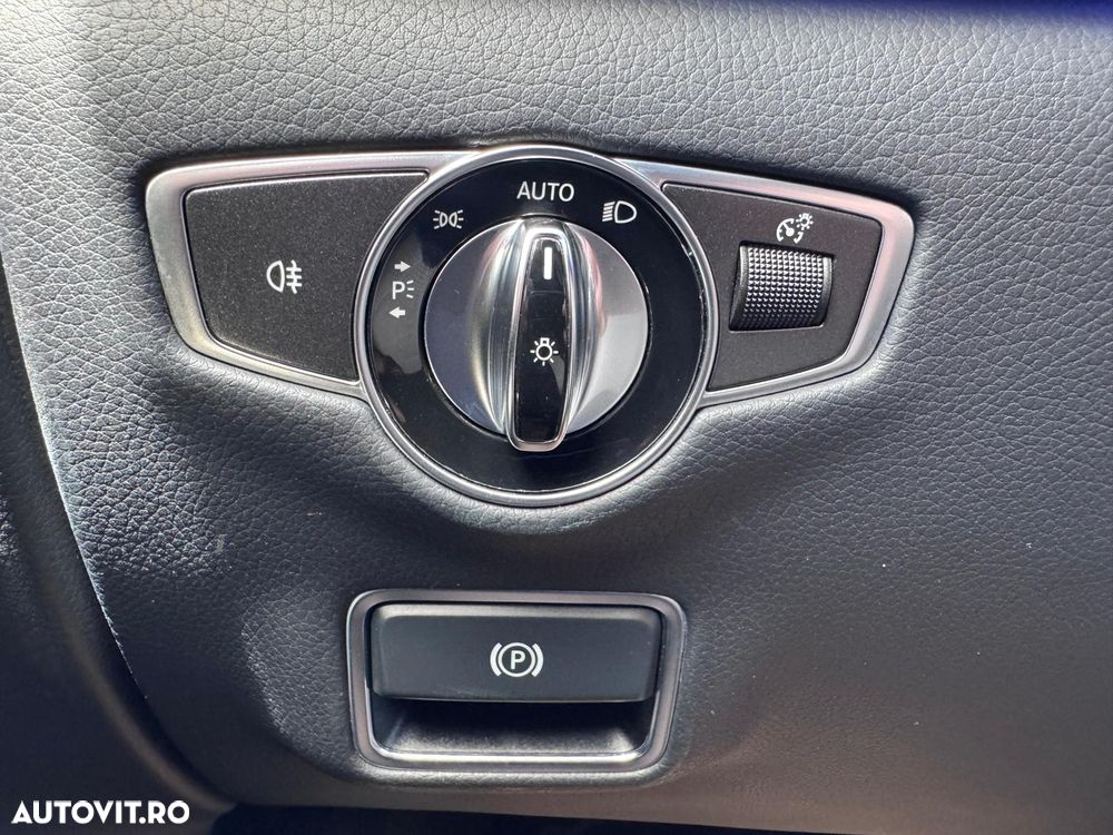 Mercedes-Benz S Maybach 560 4Matic 9G-TRONIC - 31