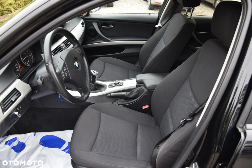 BMW Seria 3 - 15
