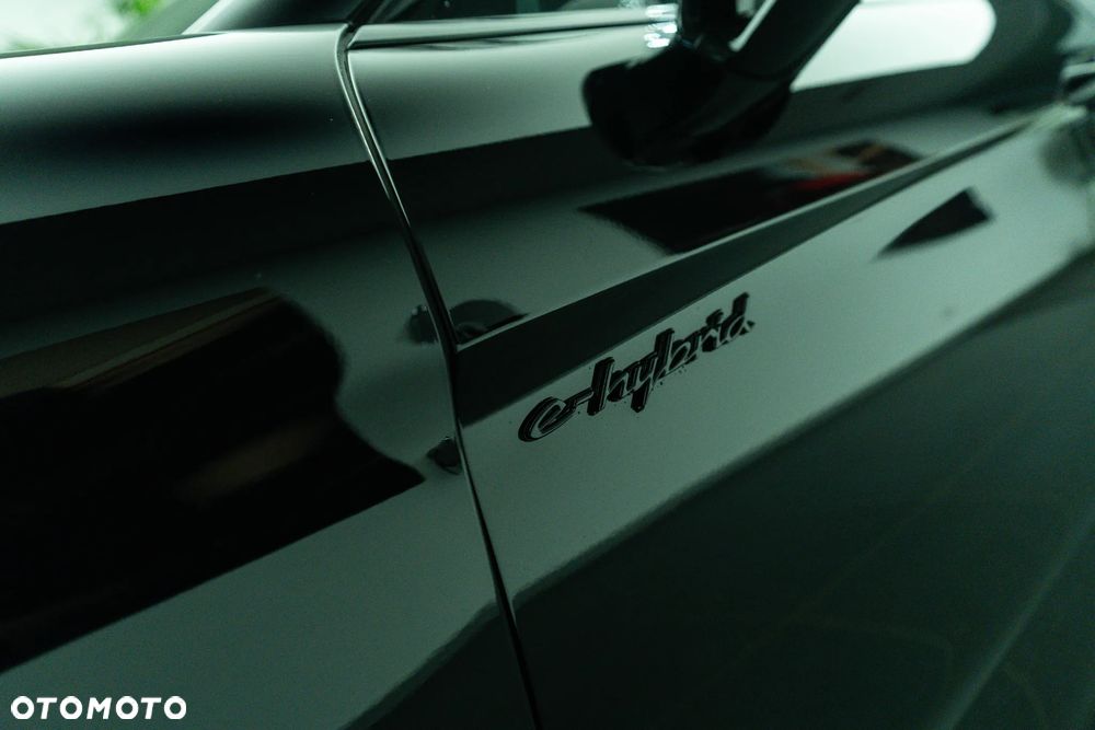 Porsche Panamera 4 E-Hybrid PHEV - 33