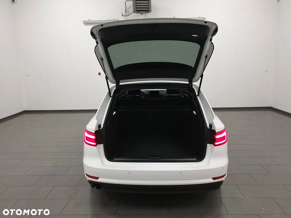 Audi A4 Avant 2.0 TDI Sport - 5