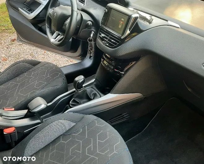 Peugeot 2008 1.2 Pure Tech Access - 13