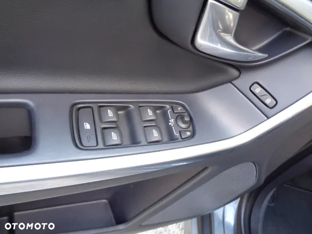 Volvo XC 60 D4 AWD Summum - 23