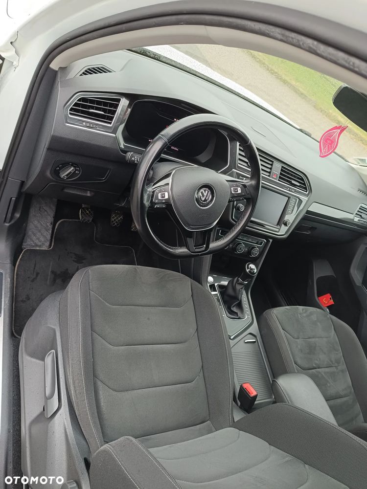 Volkswagen Tiguan 2.0 TDI Sport&Style - 16