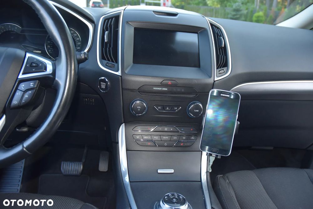 Ford S-Max 2.0 EcoBlue Titanium - 22