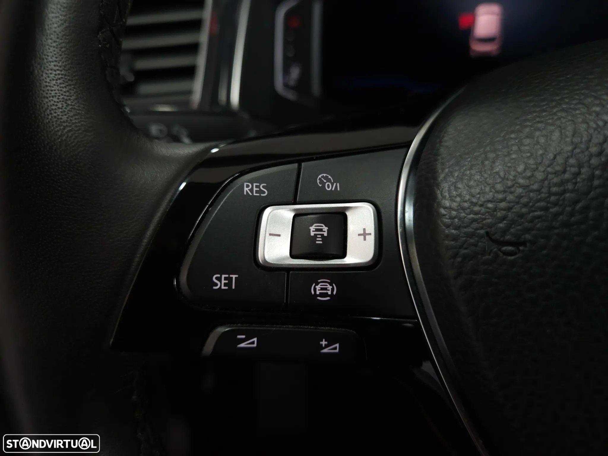 VW T-Roc 1.6 TDI Sport - 27