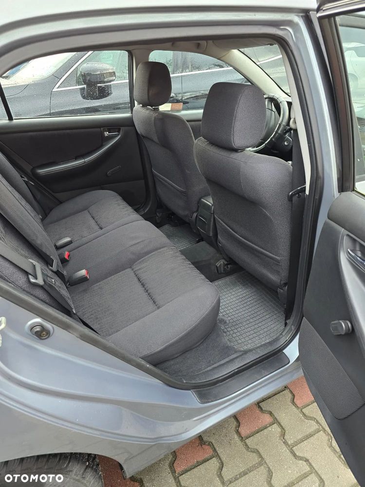 Toyota Corolla 1.4 VVT-i Terra - 5