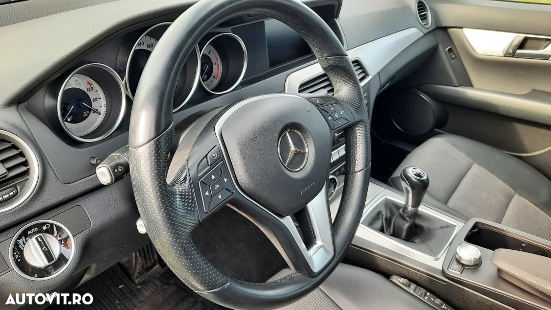 Mercedes-Benz C 220 CDI BlueEFFICIENCY T-modell - 8