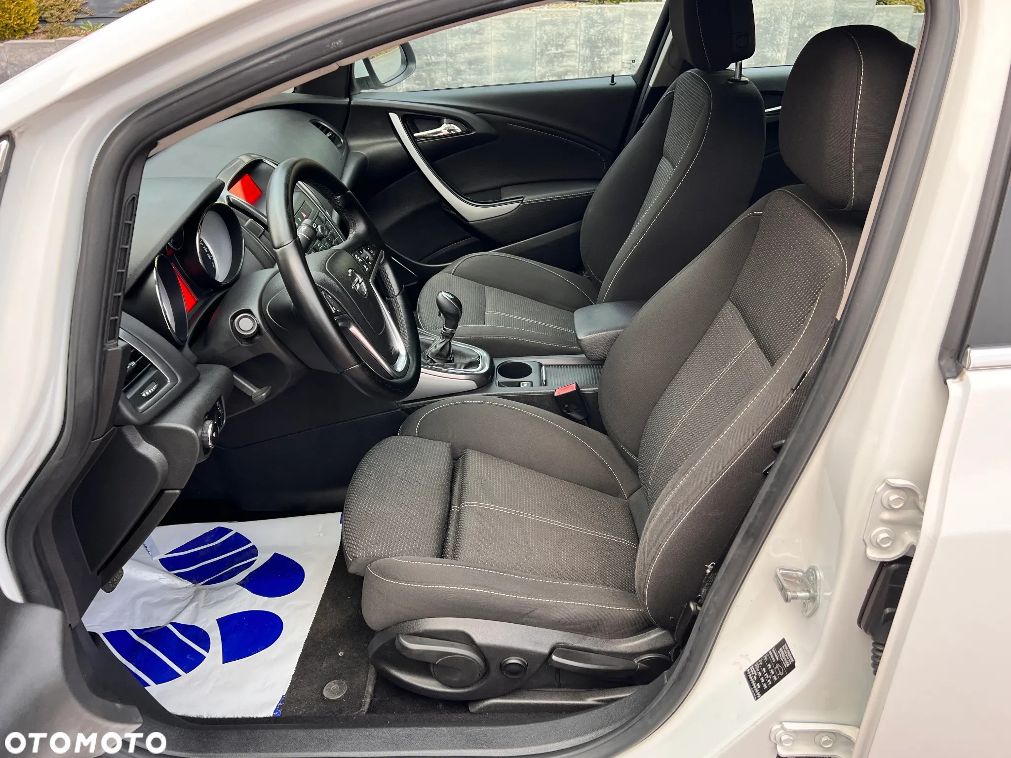 Opel Astra IV 1.6 T Sport - 19