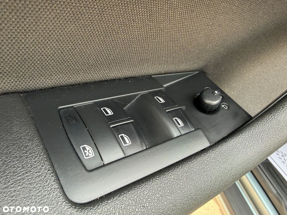 Audi A3 Sportback 1.6 Attraction - 12