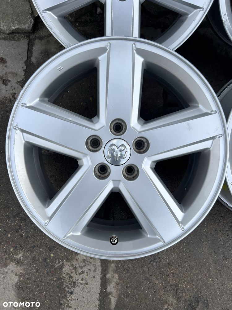 Felgi DODGE 18” 5x114.3 7J ET40 - 2