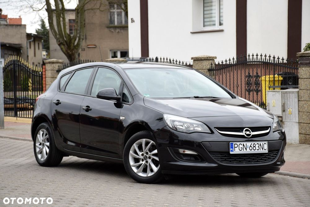 Opel Astra 1.6 Design Edition - 3