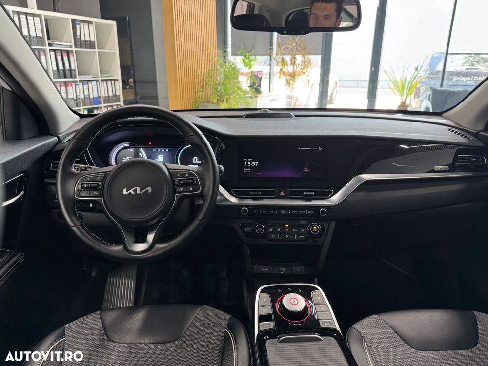 Kia Niro e-Niro 150 kW Vision - 19