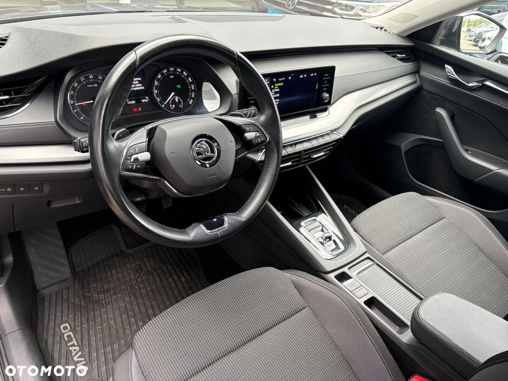 Skoda Octavia 2.0 TDI Ambition DSG - 11