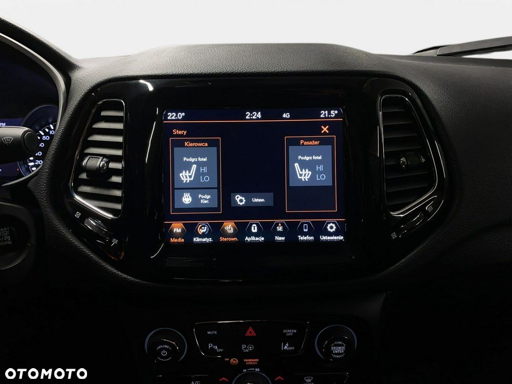 Jeep Compass - 28