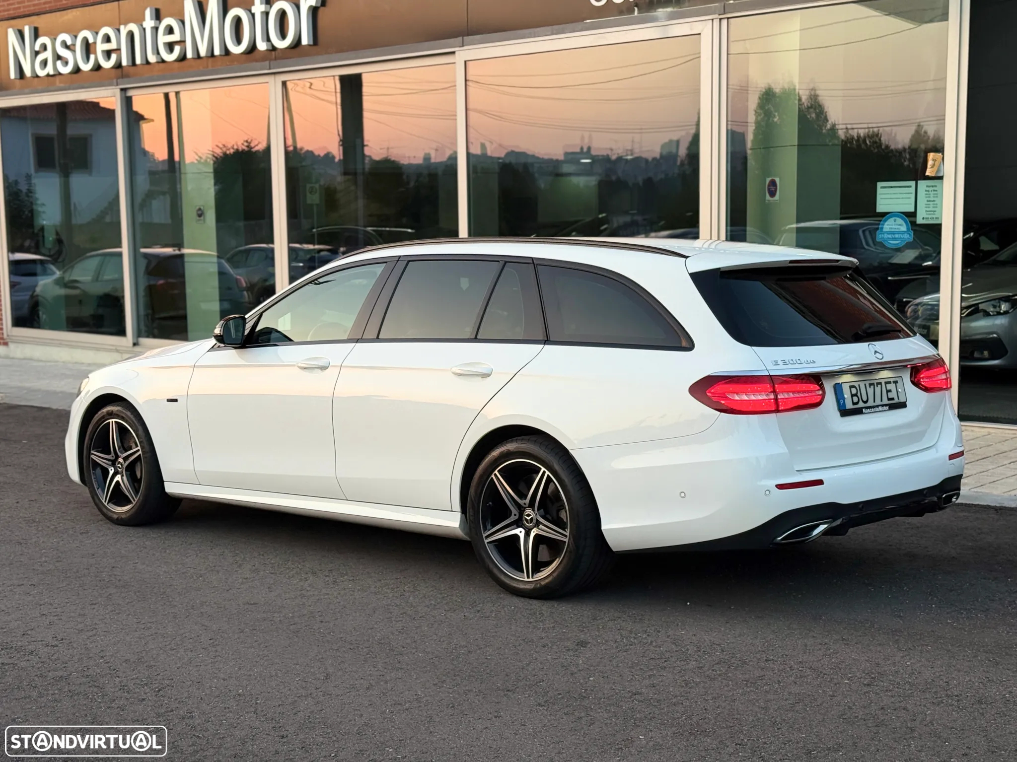 Mercedes-Benz E 300 de AMG Line - 14