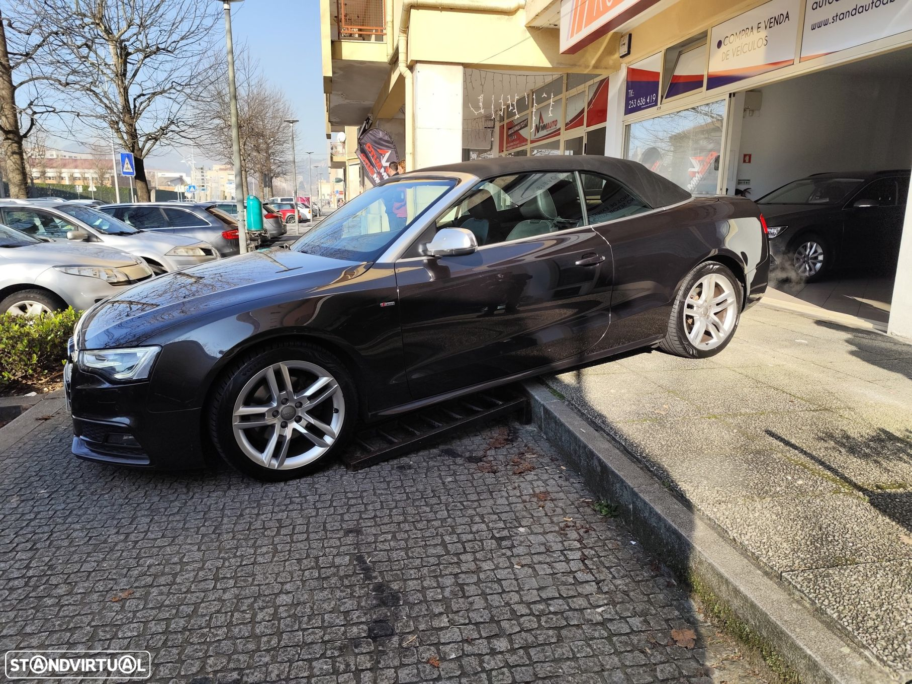 Audi A5 Cabrio 2.0 TDi Multitronic S-line - 3